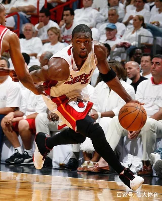 很多球迷大 很多球迷大