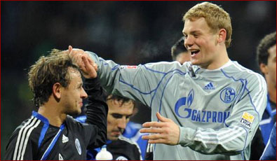 尤其是在连 尤其是在连