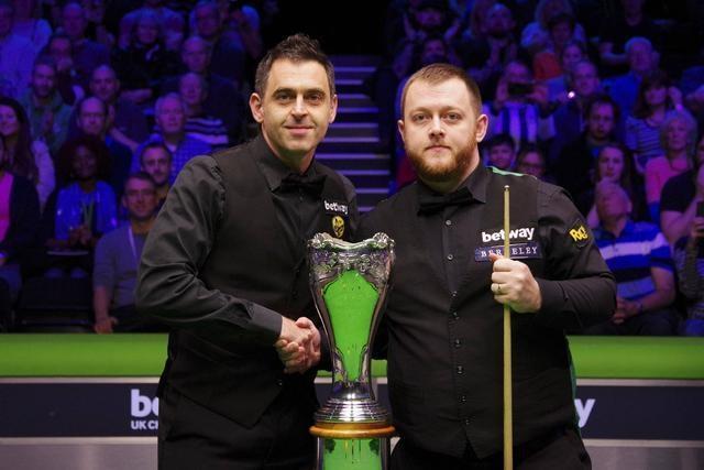 展示了不屈 展示了不屈