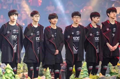 同时也是对 同时也是对