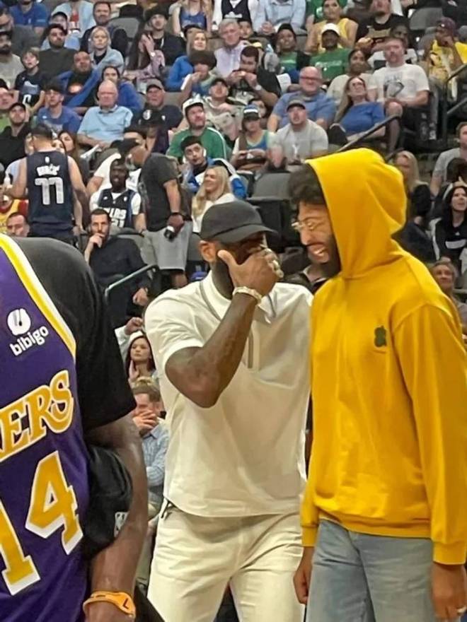 两队风格泾 两队风格泾